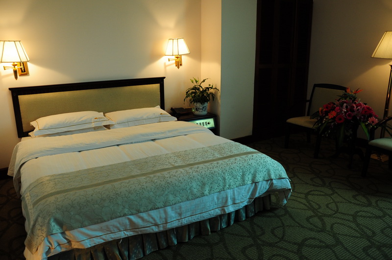 ��¥����